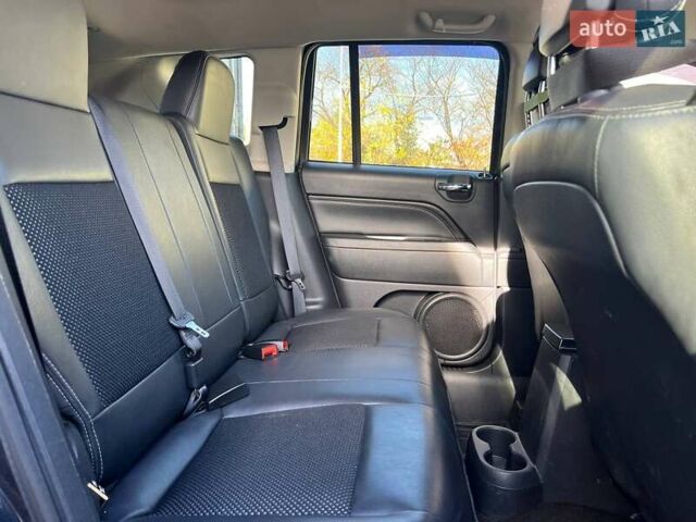 Сірий Джип Compass, об'ємом двигуна 2.36 л та пробігом 89 тис. км за 10700 $, фото 16 на Automoto.ua