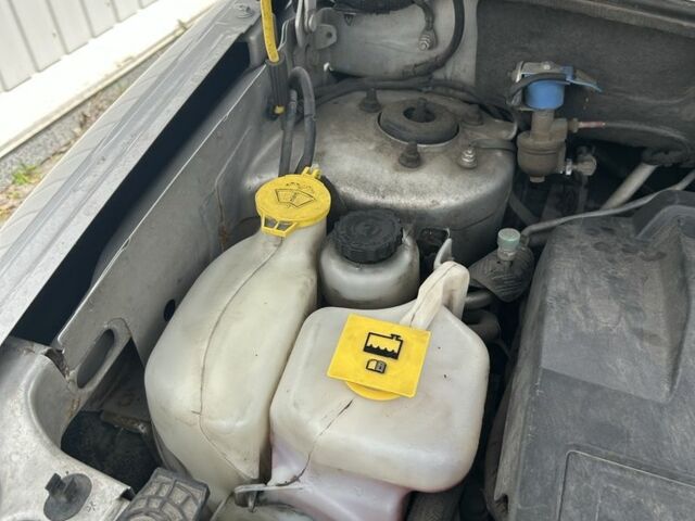 Серый Джип Компас, объемом двигателя 2.4 л и пробегом 240 тыс. км за 9400 $, фото 8 на Automoto.ua