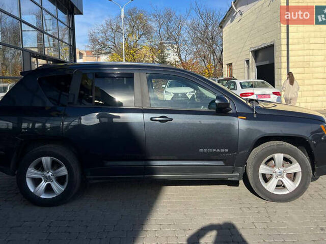 Сірий Джип Compass, об'ємом двигуна 2.36 л та пробігом 89 тис. км за 10700 $, фото 7 на Automoto.ua