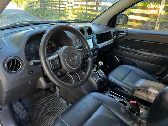 Сірий Джип Compass, об'ємом двигуна 2.4 л та пробігом 250 тис. км за 10790 $, фото 12 на Automoto.ua