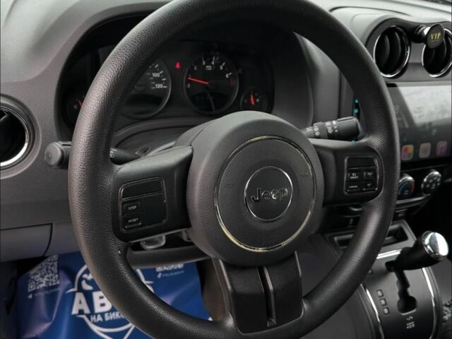 Сірий Джип Compass, об'ємом двигуна 2.4 л та пробігом 163 тис. км за 10300 $, фото 7 на Automoto.ua