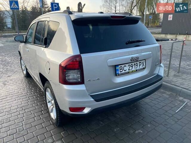 Серый Джип Компас, объемом двигателя 2.36 л и пробегом 192 тыс. км за 11000 $, фото 14 на Automoto.ua