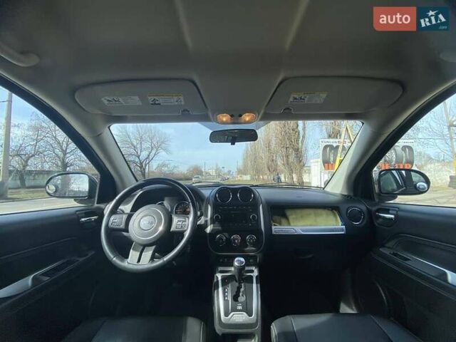 Сірий Джип Compass, об'ємом двигуна 2 л та пробігом 206 тис. км за 8500 $, фото 20 на Automoto.ua