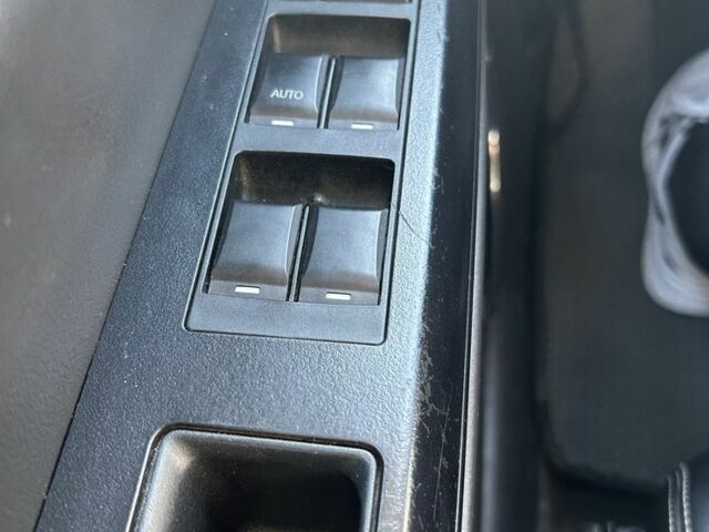 Серый Джип Компас, объемом двигателя 2.4 л и пробегом 240 тыс. км за 9400 $, фото 20 на Automoto.ua