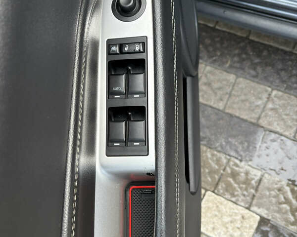 Сірий Джип Compass, об'ємом двигуна 2.4 л та пробігом 187 тис. км за 11900 $, фото 13 на Automoto.ua