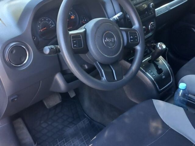 Сірий Джип Compass, об'ємом двигуна 2.4 л та пробігом 136 тис. км за 9800 $, фото 4 на Automoto.ua