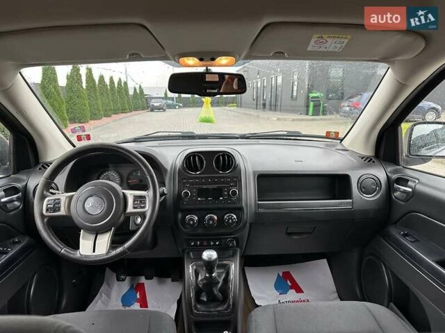 Серый Джип Компас, объемом двигателя 2.2 л и пробегом 268 тыс. км за 10500 $, фото 16 на Automoto.ua