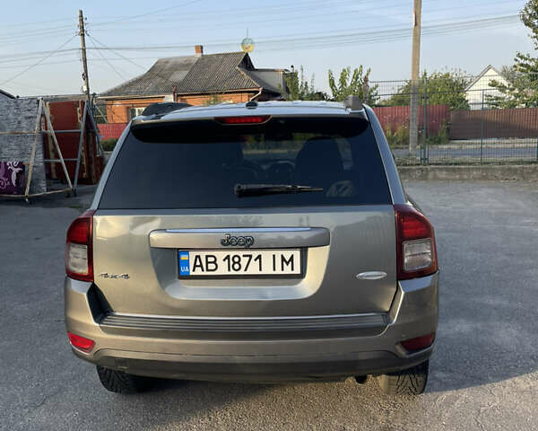 Сірий Джип Compass, об'ємом двигуна 2.4 л та пробігом 216 тис. км за 9700 $, фото 4 на Automoto.ua