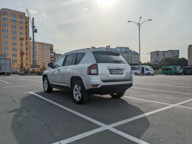 Сірий Джип Compass, об'ємом двигуна 2.4 л та пробігом 172 тис. км за 9000 $, фото 6 на Automoto.ua