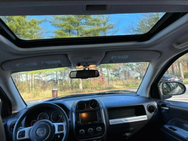 Серый Джип Компас, объемом двигателя 2.4 л и пробегом 86 тыс. км за 1900 $, фото 7 на Automoto.ua