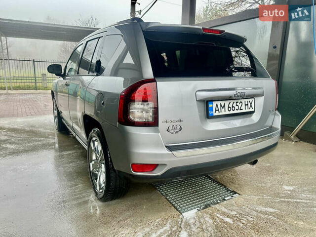 Серый Джип Компас, объемом двигателя 2.4 л и пробегом 160 тыс. км за 10500 $, фото 5 на Automoto.ua