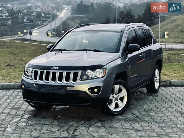 Серый Джип Компас, объемом двигателя 2 л и пробегом 236 тыс. км за 7499 $, фото 3 на Automoto.ua