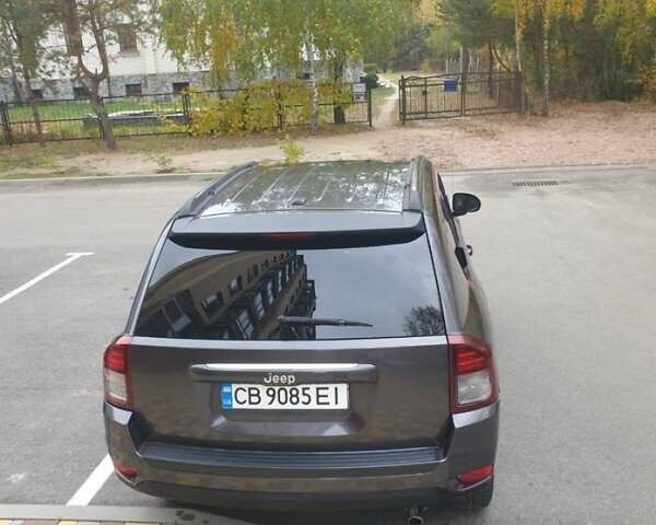 Сірий Джип Compass, об'ємом двигуна 2 л та пробігом 80 тис. км за 8300 $, фото 31 на Automoto.ua