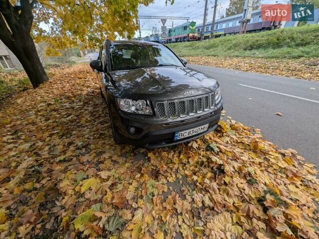 Джип Compass 2014 у Львові на Automoto.ua Сірий Джип Compass, об'ємом двигуна 2.4 л та пробігом 248 тис. км за 9300 $, фото 12 на Automoto.ua