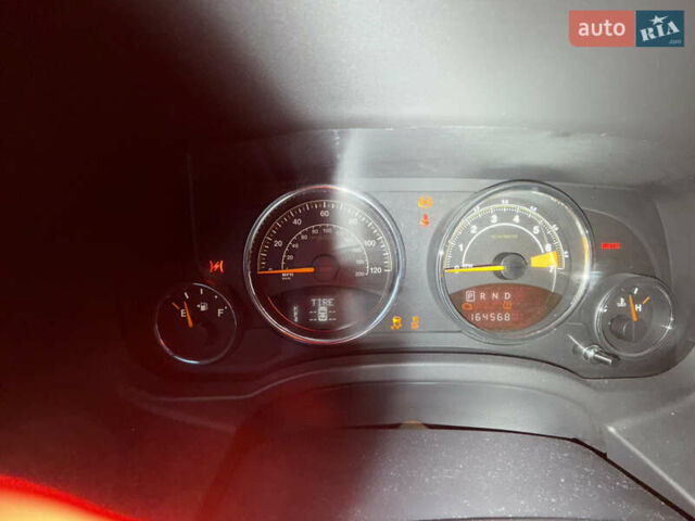 Сірий Джип Compass, об'ємом двигуна 2.36 л та пробігом 263 тис. км за 11490 $, фото 14 на Automoto.ua