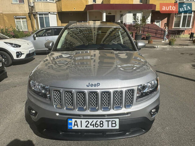 Серый Джип Компас, объемом двигателя 2 л и пробегом 87 тыс. км за 11200 $, фото 1 на Automoto.ua