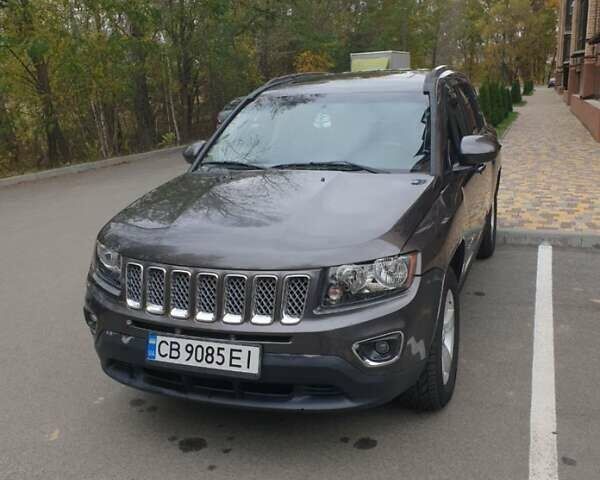 Сірий Джип Compass, об'ємом двигуна 2 л та пробігом 80 тис. км за 8300 $, фото 24 на Automoto.ua