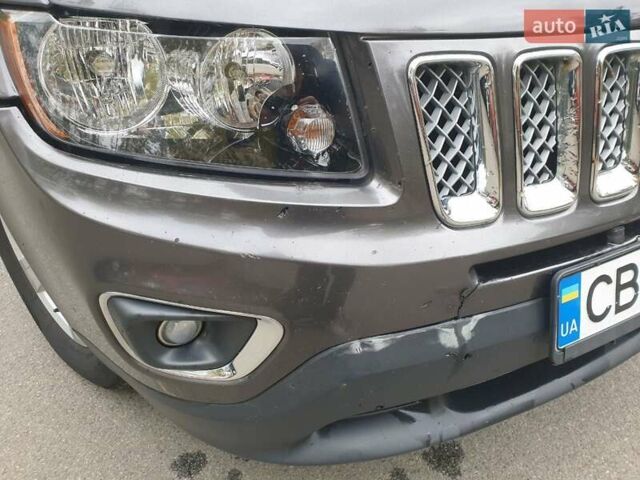 Сірий Джип Compass, об'ємом двигуна 2 л та пробігом 80 тис. км за 8300 $, фото 42 на Automoto.ua