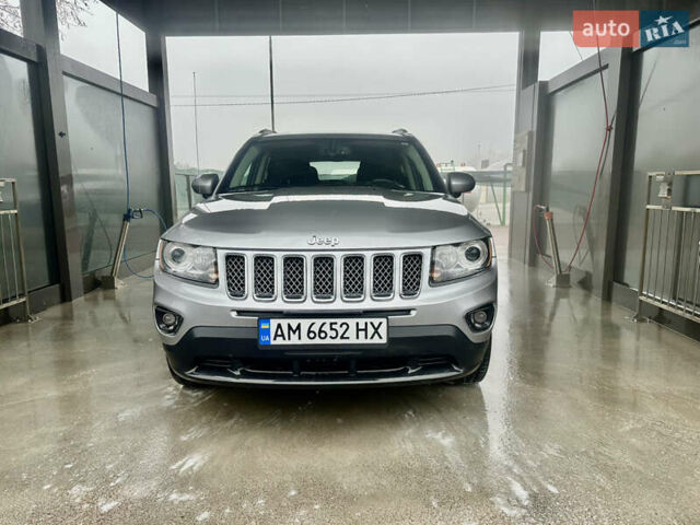 Серый Джип Компас, объемом двигателя 2.4 л и пробегом 160 тыс. км за 10500 $, фото 1 на Automoto.ua