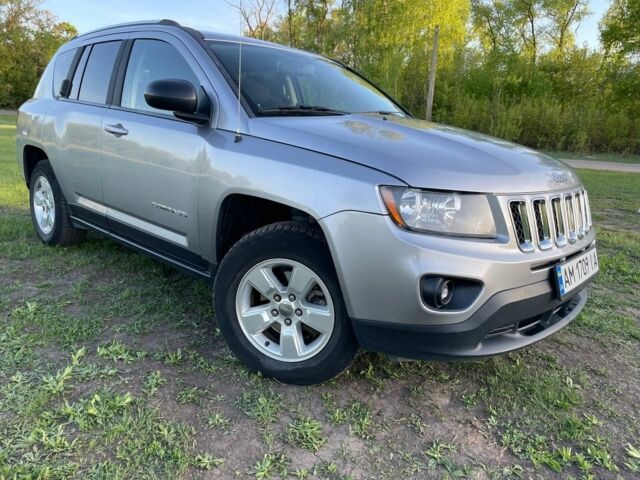 Сірий Джип Compass, об'ємом двигуна 2 л та пробігом 236 тис. км за 9300 $, фото 2 на Automoto.ua