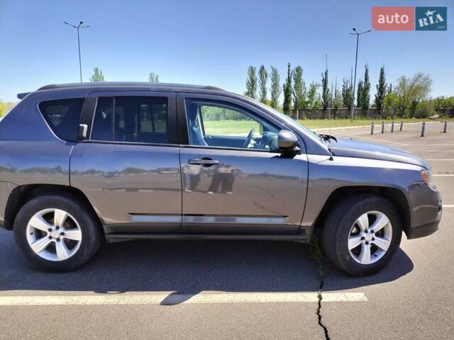 Сірий Джип Compass, об'ємом двигуна 2.36 л та пробігом 154 тис. км за 10200 $, фото 3 на Automoto.ua