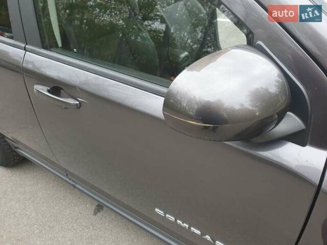 Сірий Джип Compass, об'ємом двигуна 2 л та пробігом 80 тис. км за 8300 $, фото 47 на Automoto.ua