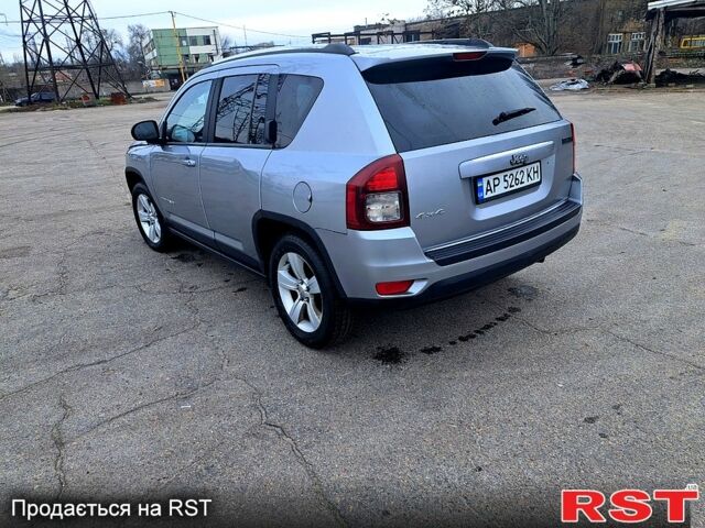 Серый Джип Компас, объемом двигателя 2.4 л и пробегом 160 тыс. км за 10500 $, фото 1 на Automoto.ua