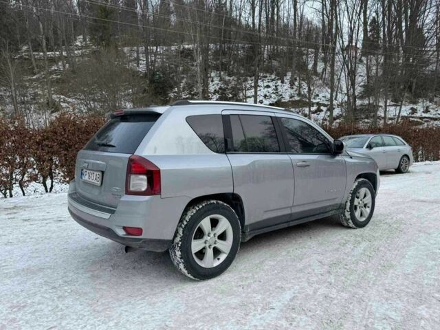 Сірий Джип Compass, об'ємом двигуна 2.4 л та пробігом 210 тис. км за 8000 $, фото 6 на Automoto.ua