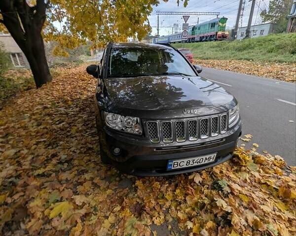 Джип Compass 2014 у Львові на Automoto.ua Сірий Джип Compass, об'ємом двигуна 2.4 л та пробігом 248 тис. км за 9300 $, фото 10 на Automoto.ua
