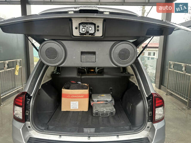 Серый Джип Компас, объемом двигателя 2.4 л и пробегом 160 тыс. км за 10500 $, фото 12 на Automoto.ua