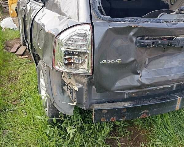 Сірий Джип Compass, об'ємом двигуна 2.4 л та пробігом 130 тис. км за 4500 $, фото 15 на Automoto.ua