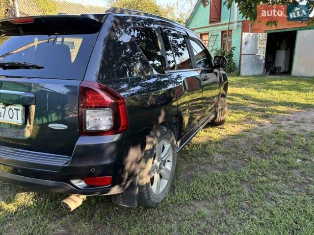 Сірий Джип Compass, об'ємом двигуна 2.36 л та пробігом 102 тис. км за 11300 $, фото 7 на Automoto.ua