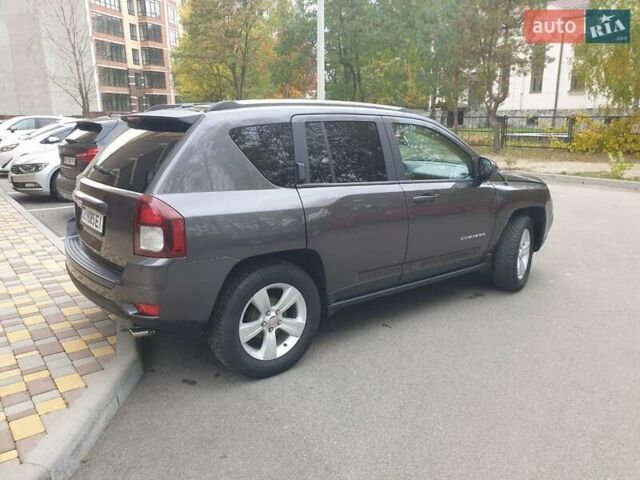 Сірий Джип Compass, об'ємом двигуна 2 л та пробігом 80 тис. км за 8300 $, фото 30 на Automoto.ua