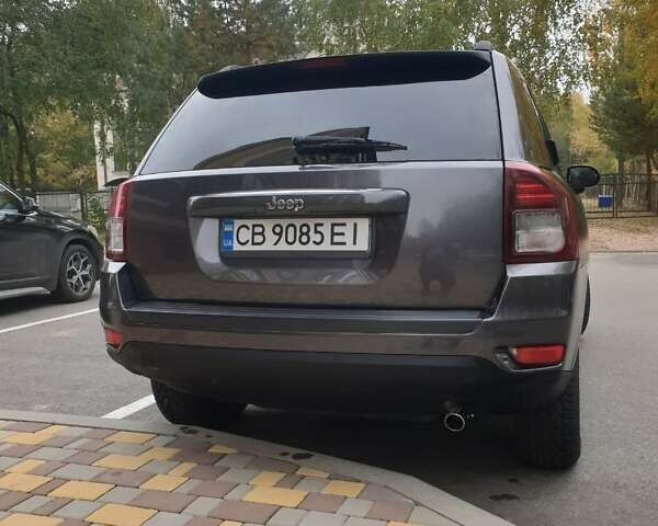 Сірий Джип Compass, об'ємом двигуна 2 л та пробігом 80 тис. км за 8300 $, фото 34 на Automoto.ua
