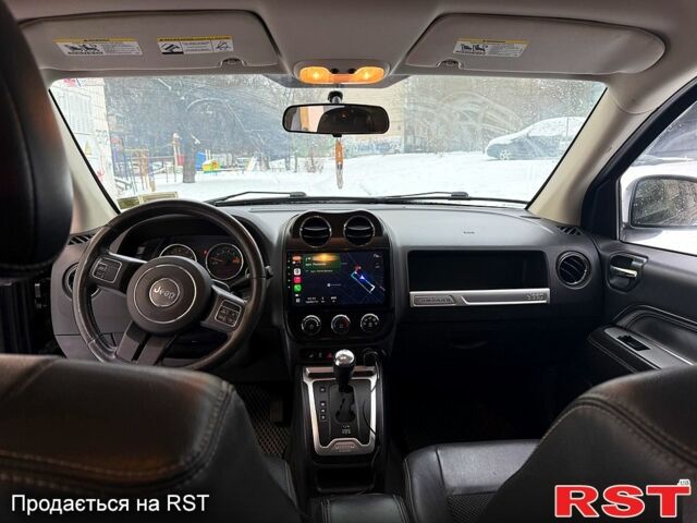 Серый Джип Компас, объемом двигателя 2.4 л и пробегом 16000 тыс. км за 11000 $, фото 13 на Automoto.ua