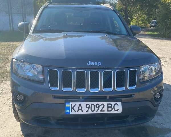 Серый Джип Компас, объемом двигателя 2.36 л и пробегом 263 тыс. км за 11300 $, фото 10 на Automoto.ua