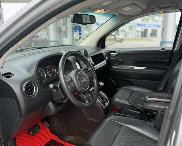 Серый Джип Компас, объемом двигателя 2.4 л и пробегом 220 тыс. км за 8650 $, фото 9 на Automoto.ua