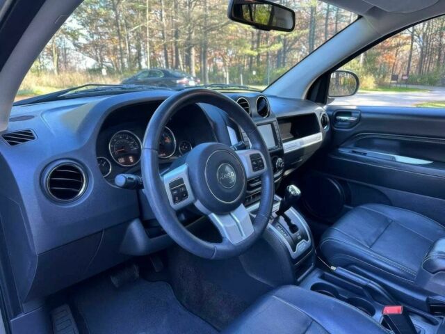 Серый Джип Компас, объемом двигателя 2.4 л и пробегом 86 тыс. км за 1900 $, фото 6 на Automoto.ua