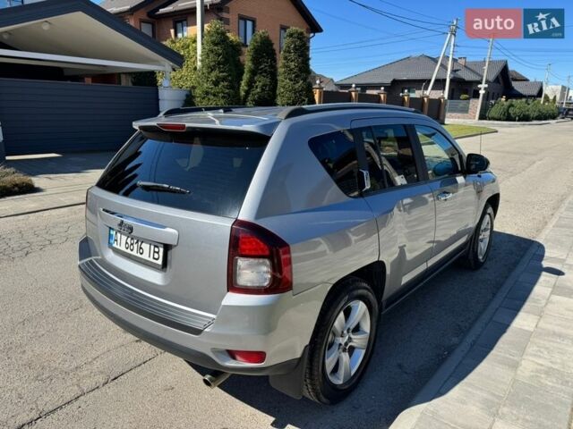 Сірий Джип Compass, об'ємом двигуна 2 л та пробігом 125 тис. км за 10700 $, фото 4 на Automoto.ua