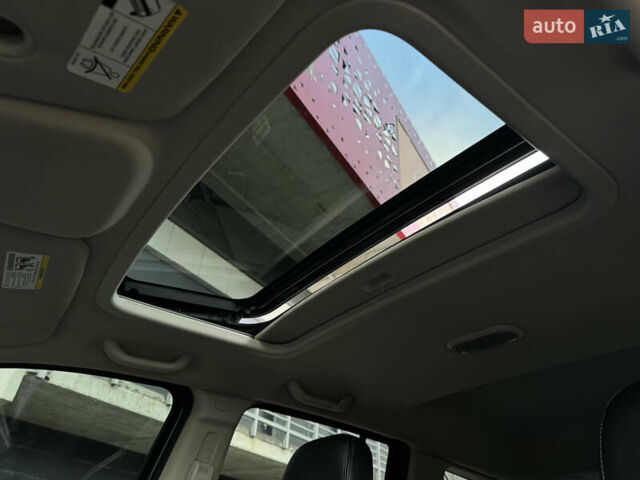 Джип Компас 2015 в Киеве на Automoto.ua Серый Джип Компас, объемом двигателя 2.36 л и пробегом 183 тыс. км за 10900 $, фото 22 на Automoto.ua