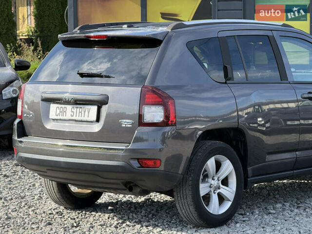 Джип Компас 2015 в Стрые на Automoto.ua Серый Джип Компас, объемом двигателя 2.4 л и пробегом 205 тыс. км за 9900 $, фото 22 на Automoto.ua