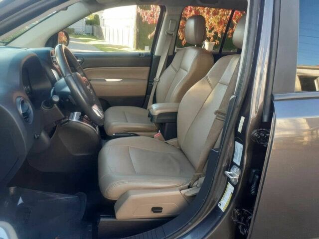 Серый Джип Компас, объемом двигателя 2.4 л и пробегом 79 тыс. км за 11800 $, фото 9 на Automoto.ua