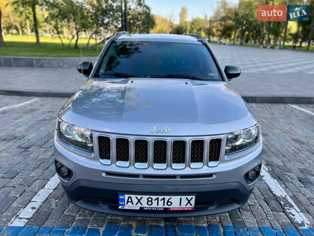 Сірий Джип Compass, об'ємом двигуна 2 л та пробігом 163 тис. км за 9300 $, фото 9 на Automoto.ua