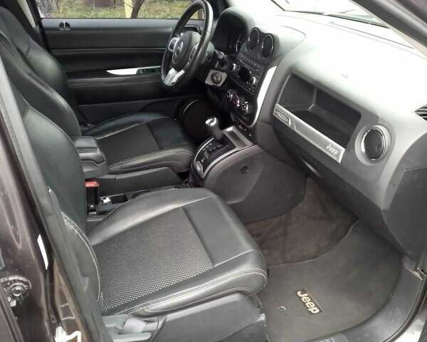 Серый Джип Компас, объемом двигателя 2.4 л и пробегом 97 тыс. км за 12000 $, фото 8 на Automoto.ua