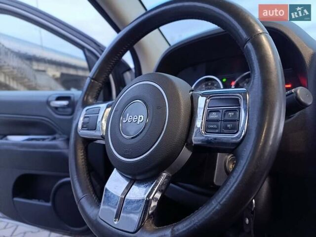 Серый Джип Компас, объемом двигателя 2.36 л и пробегом 205 тыс. км за 9450 $, фото 20 на Automoto.ua