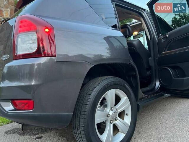Сірий Джип Compass, об'ємом двигуна 2.36 л та пробігом 208 тис. км за 9800 $, фото 17 на Automoto.ua