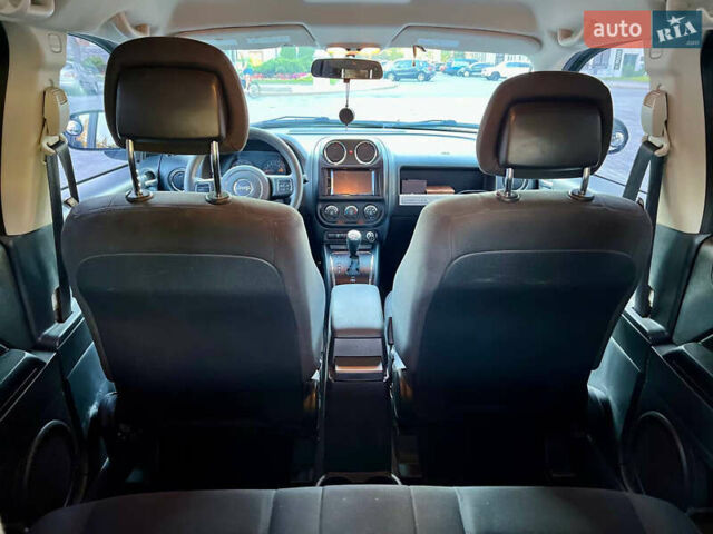 Сірий Джип Compass, об'ємом двигуна 2 л та пробігом 163 тис. км за 9300 $, фото 17 на Automoto.ua