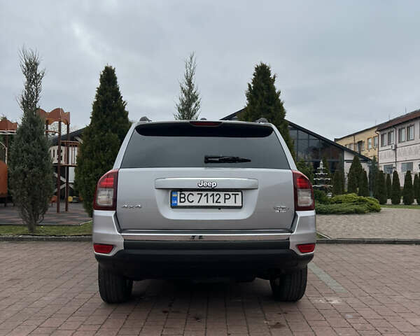 Сірий Джип Compass, об'ємом двигуна 2.36 л та пробігом 185 тис. км за 9700 $, фото 8 на Automoto.ua