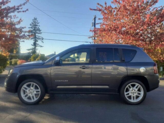 Серый Джип Компас, объемом двигателя 2.4 л и пробегом 79 тыс. км за 11800 $, фото 6 на Automoto.ua