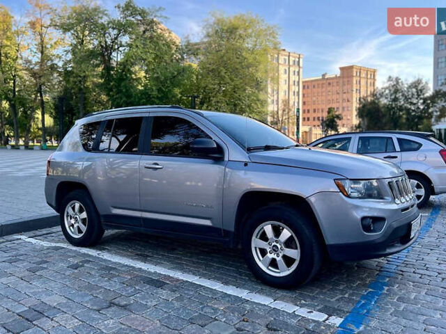 Сірий Джип Compass, об'ємом двигуна 2 л та пробігом 163 тис. км за 9300 $, фото 8 на Automoto.ua